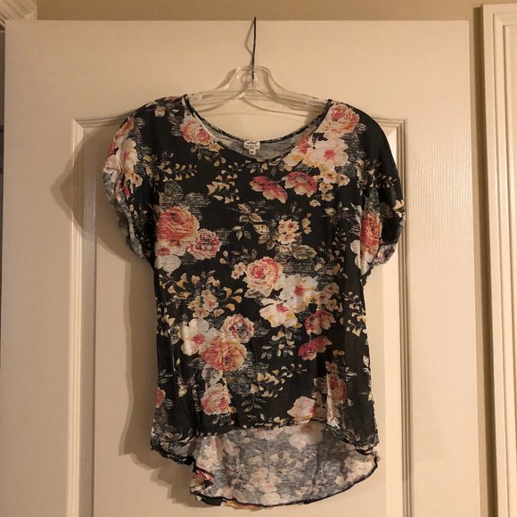 Aritzia Wilfred Faded Floral T Shirt - Picture 1 of 4